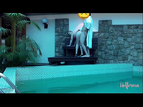 ❤️ Giimbitar sa amo ang katabang sa pool, apan dili makasukol sa init ❤❌ Russian porn sa amon ceb.123sex.ru